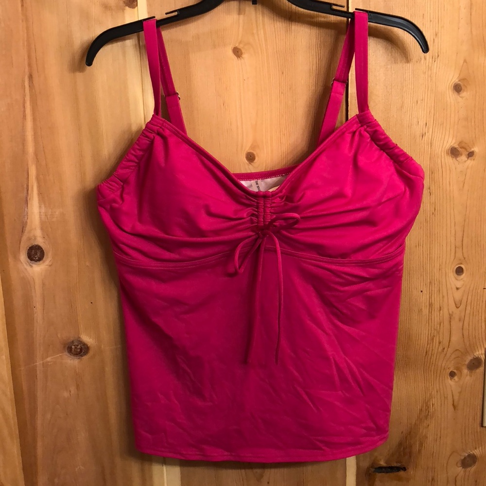 Land’s End Swim Top NWOT